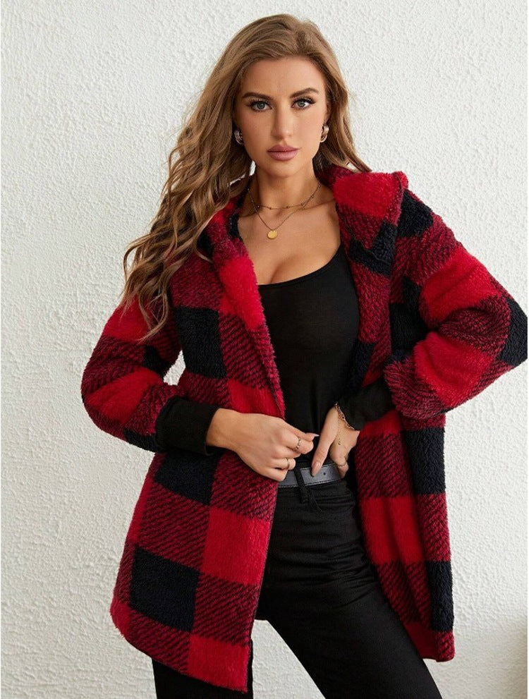 Women's cozy plaid jacket with soft material and relaxed fit NOVAE