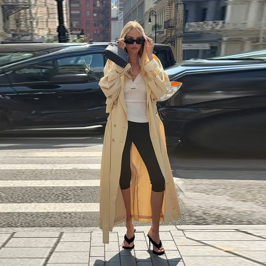 Women's Elegant Trench Coat Jacket with a Fashionable Cut NOVAE