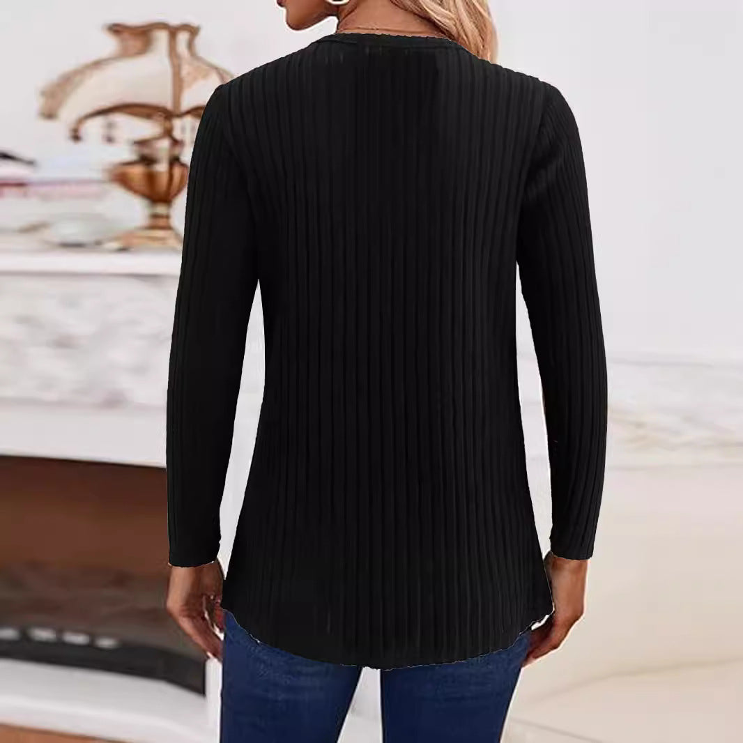 Women's knitted top with button details and V-neck NOVAE