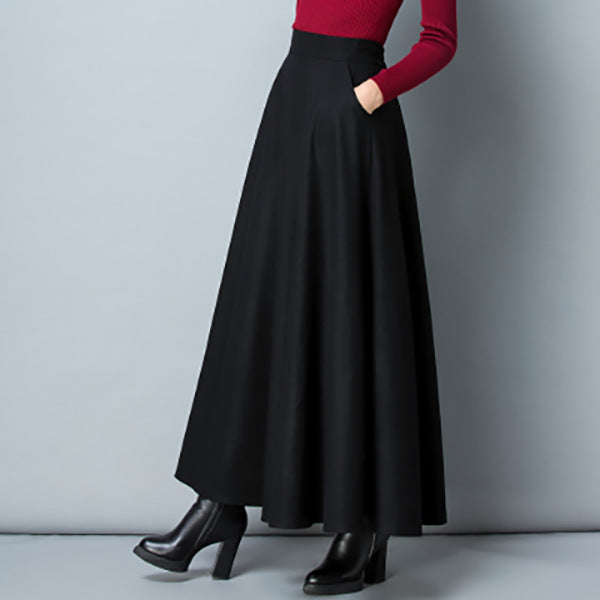 Women's Elegant Maxi Skirt with Swinging Hem and Practical Pockets NOVAE