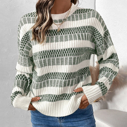 Women's sweater with a textured pattern and a relaxed fit NOVAE