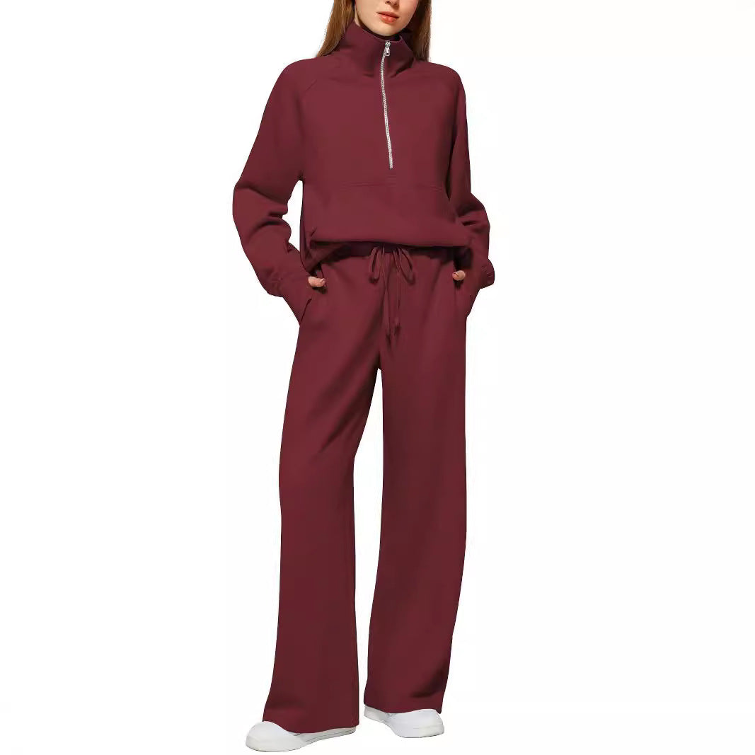 Women's sporty two-piece ensemble with high-necked top and wide-legged trousers NOVAE