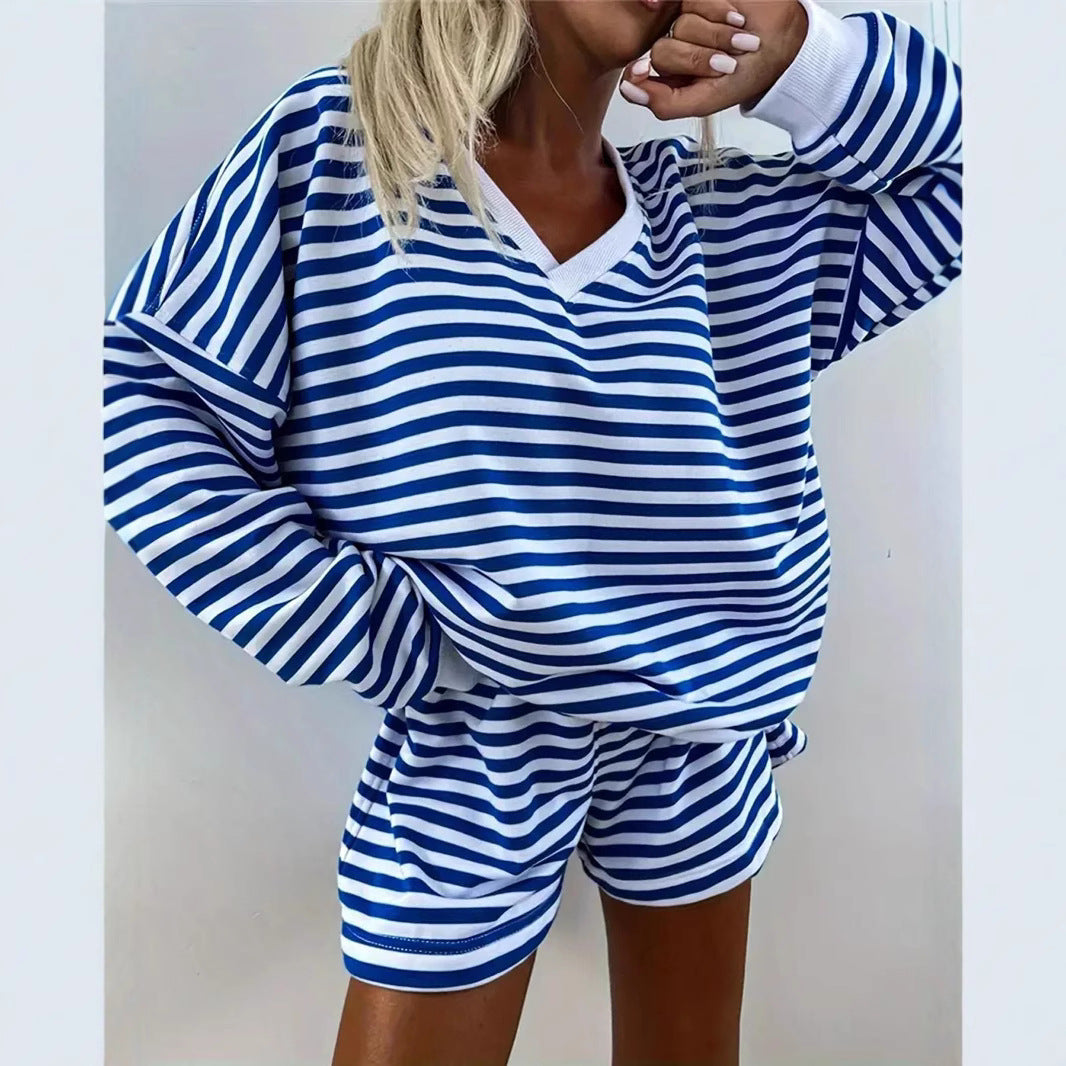 Women's sporty striped top with short shorts NOVAE