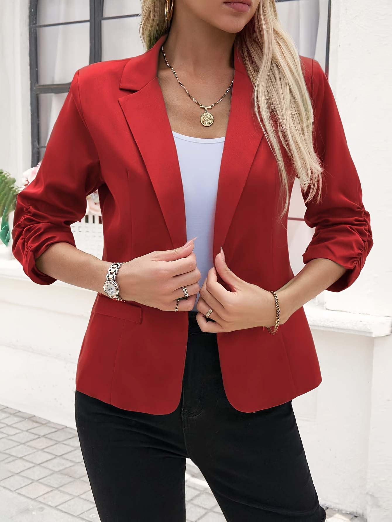 Women's blazer in an elegant style with sophisticated puff sleeves NOVAE