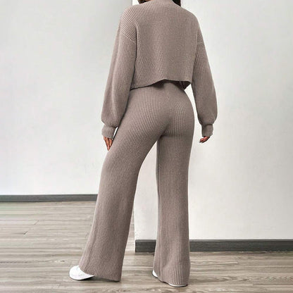 Women's soft knit set with casual trousers and crop cardigan NOVAE