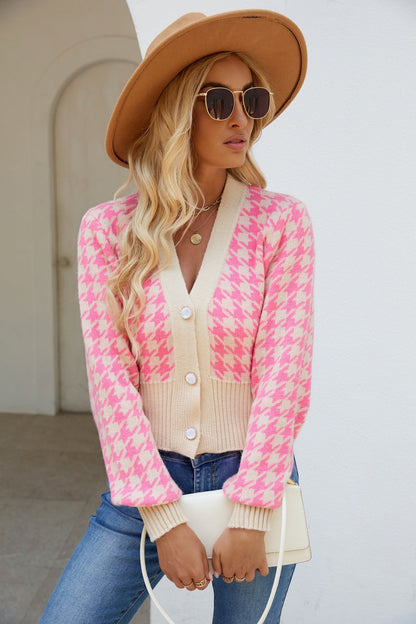 Women's fashionable cardigan with checkerboard pattern and button details NOVAE