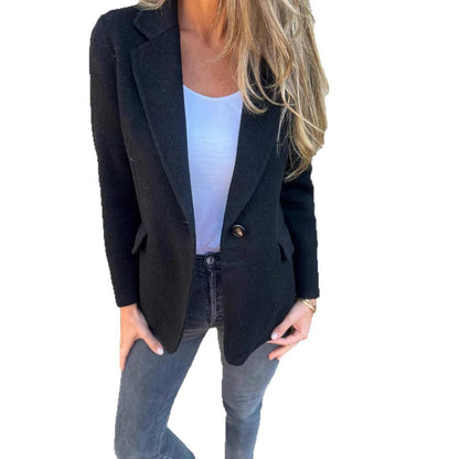 Women's elegant wool jacket with a slim fit NOVAE