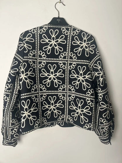 Women's embroidered jacket with floral design and modern cut NOVAE