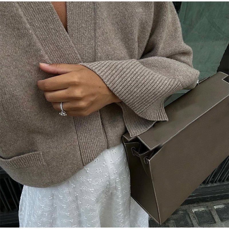 Women's cardigan with an elegant cut and oversized sleeves NOVAE