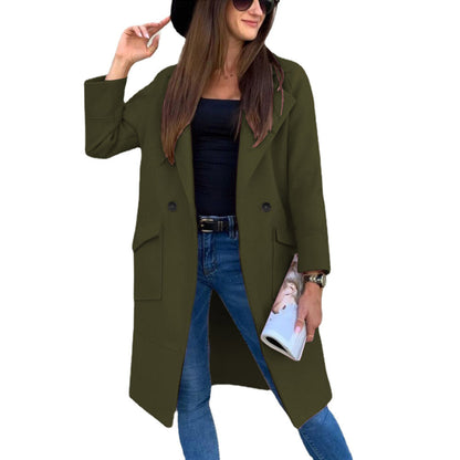 Women's fashionable double-breasted coat with practical pockets and a casual cut NOVAE