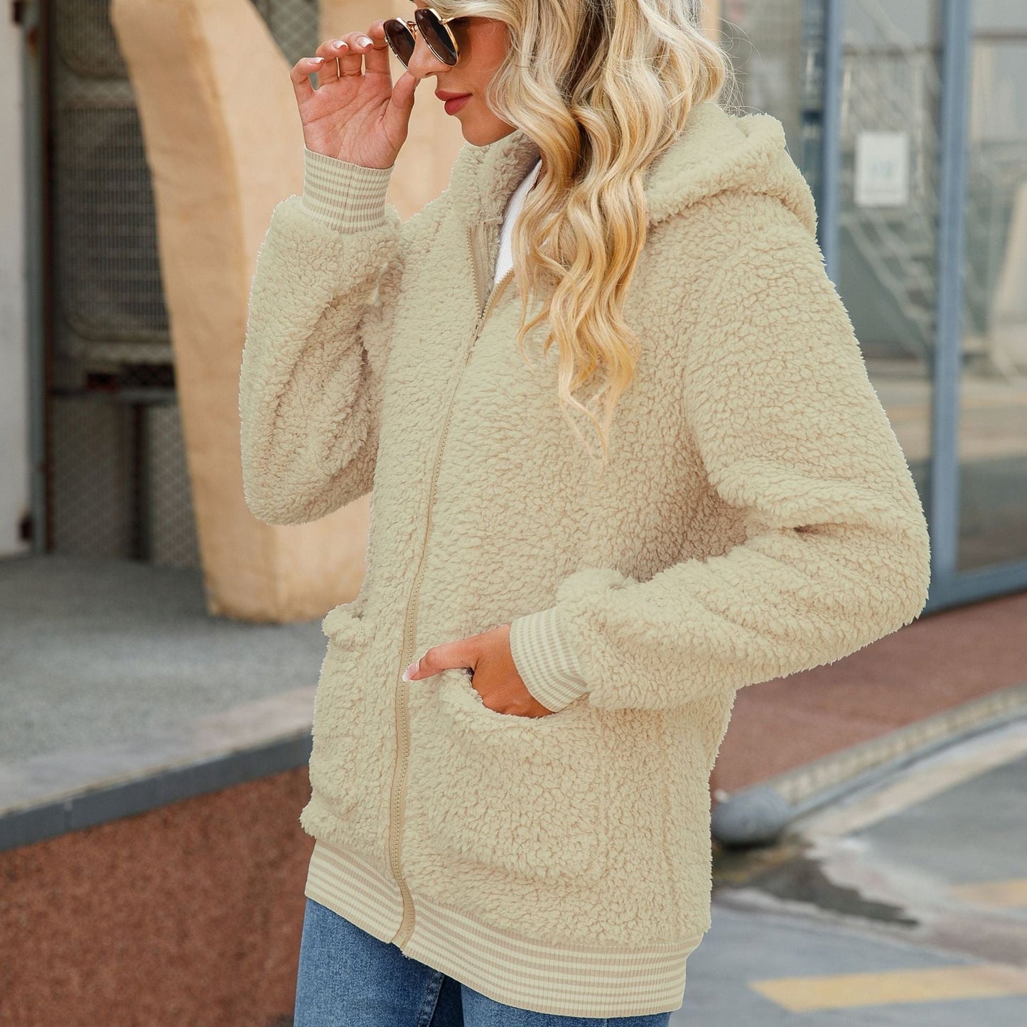 Women's Fluffy Hooded Jacket with Practical Pockets and Modern Cut NOVAE