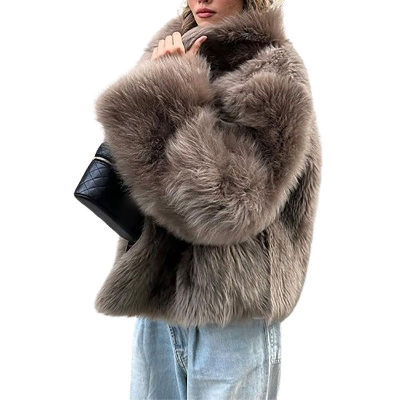 Women's Cozy Faux Fur Jacket in a Modern Cut NOVAE
