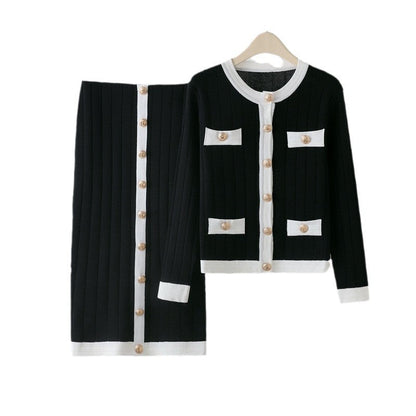 Women's stylish knit ensemble with decorative buttons and pockets NOVAE