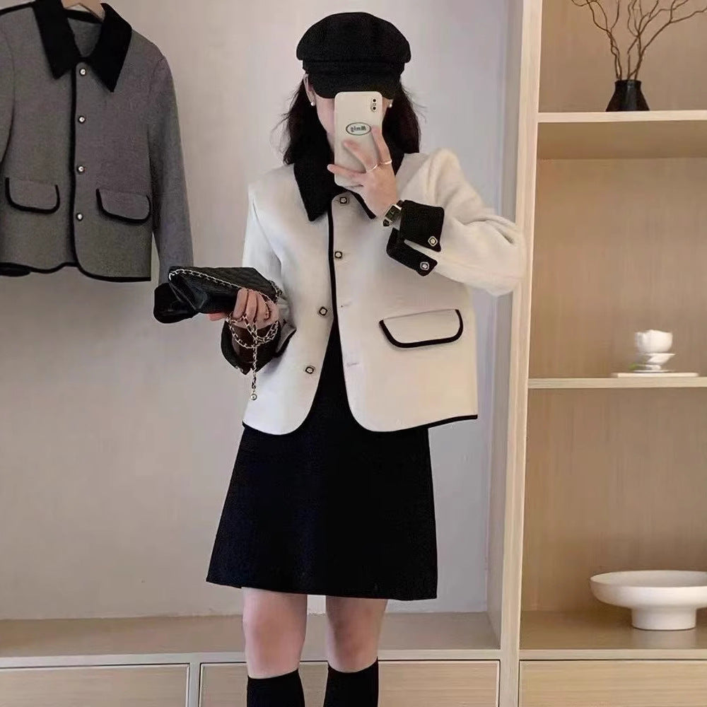 Women's elegant short jacket with contrasting details NOVAE