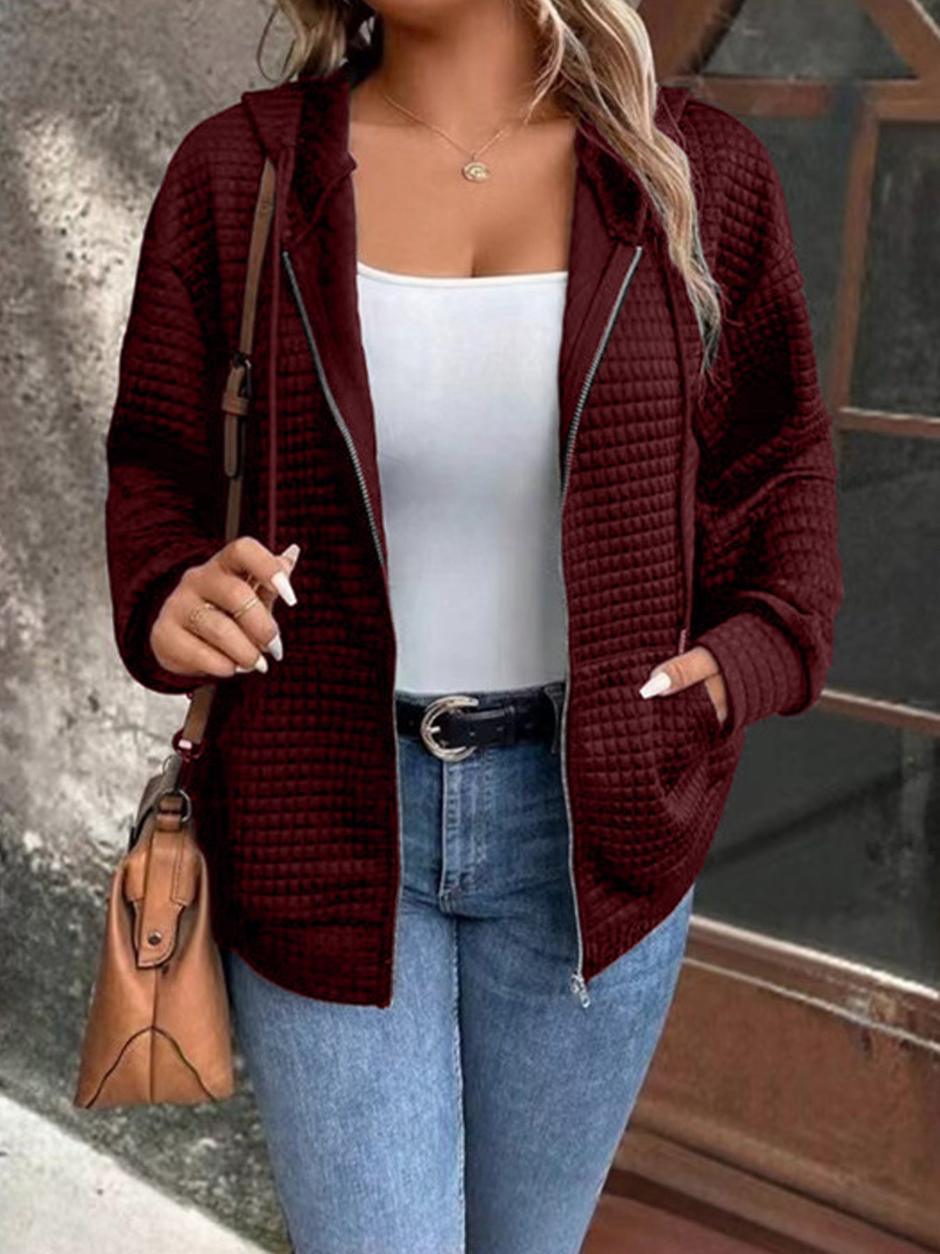 Women's lined hooded jacket with zipper and structured design NOVAE