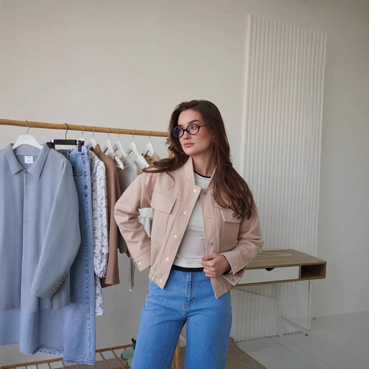 Women's fashionable short jacket with practical pockets and a cool collar NOVAE