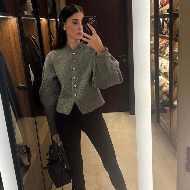 Women's fashionable cardigan with eye-catching buttons NOVAE