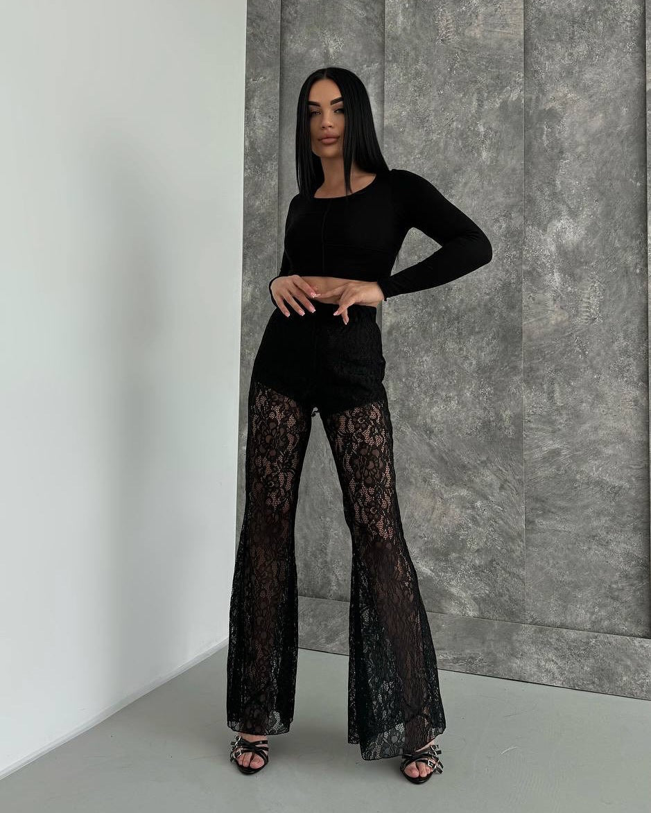 Women's elegant lace trouser suit with high waist and flowing cut NOVAE
