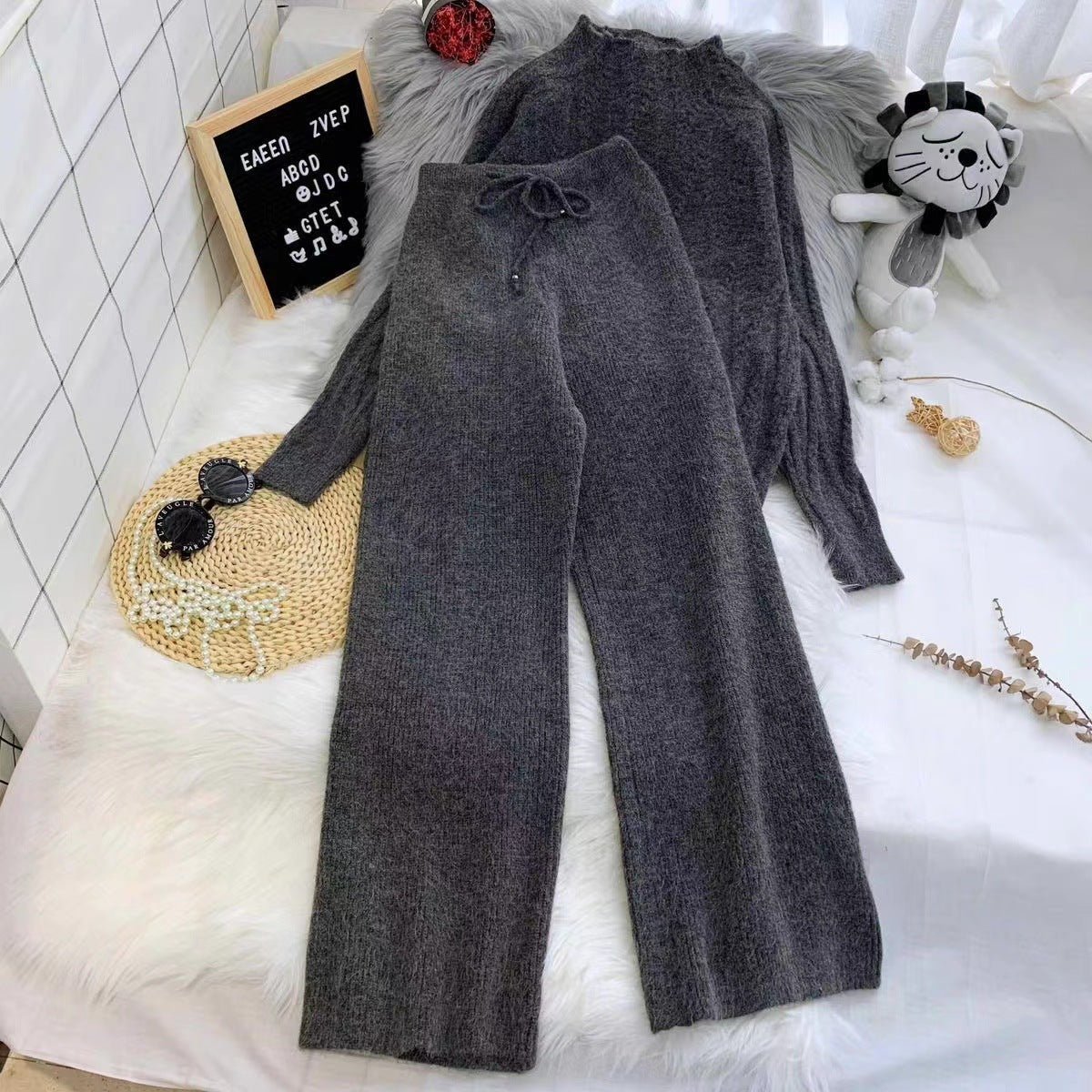 Women's set consisting of a knitted sweater and wide-leg trousers NOVAE