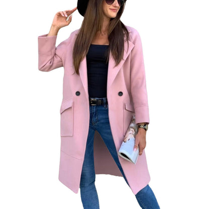 Women's fashionable double-breasted coat with practical pockets and a casual cut NOVAE