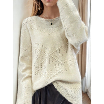 Women's soft knit sweater with sophisticated textured patterns and a relaxed fit NOVAE