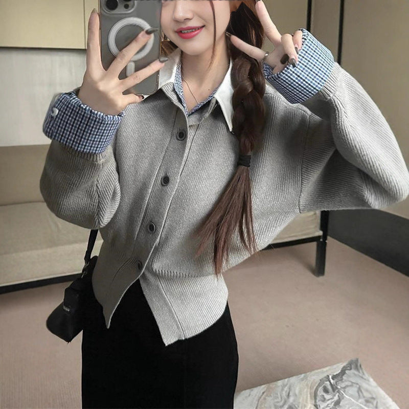 Women's cardigan with a classic cut and stylish button details NOVAE