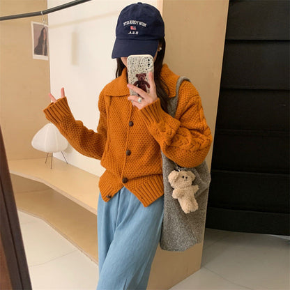 Women's chunky knit cardigan with contrasting buttons and textured design NOVAE