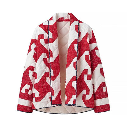 Women's quilted throw jacket with modern graphic design and generous pockets NOVAE