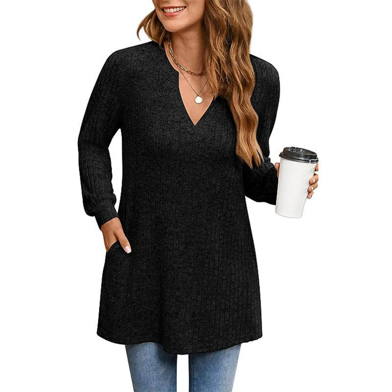 Women's Loose Knit Tunic with Side Pockets and V-Neck NOVAE