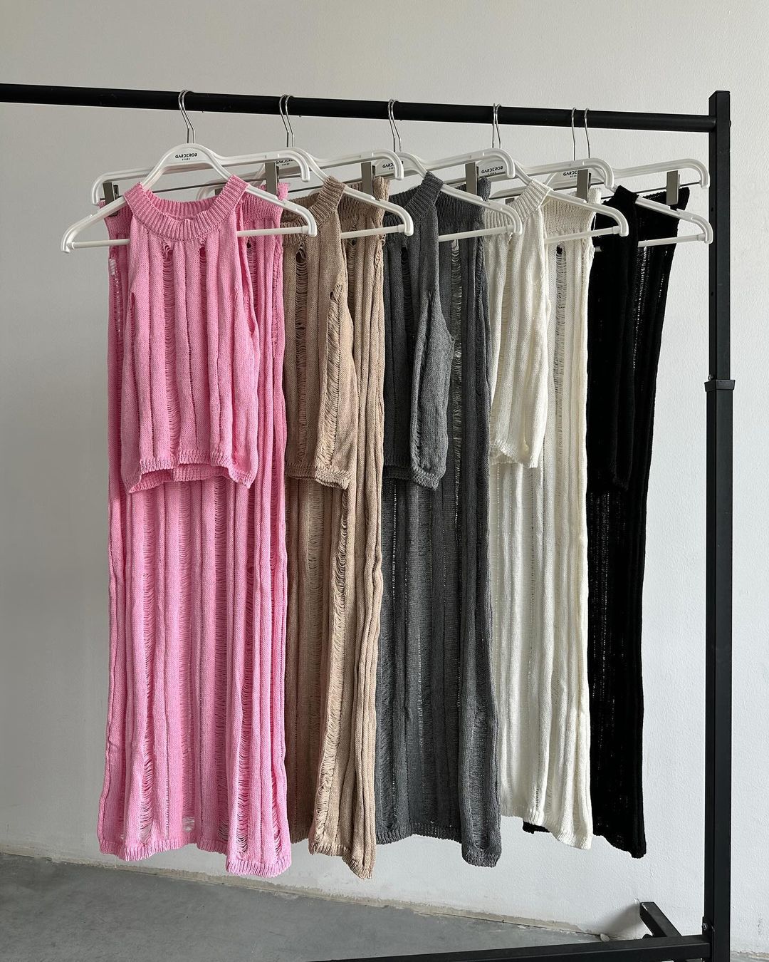 Women's two-piece outfit with elegant knit pattern NOVAE