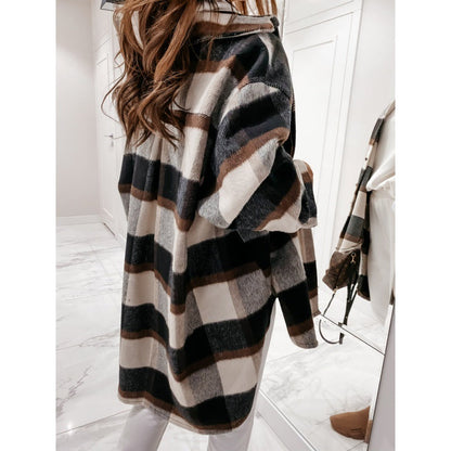 Women's oversized plaid jacket with a soft fleece feel and relaxed fit NOVAE