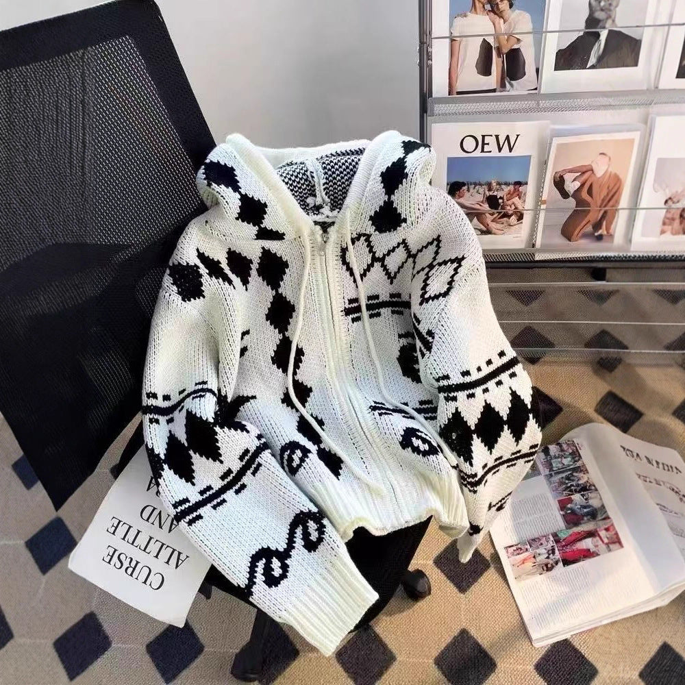 Women's fashionable cardigan with graphic pattern and hood NOVAE