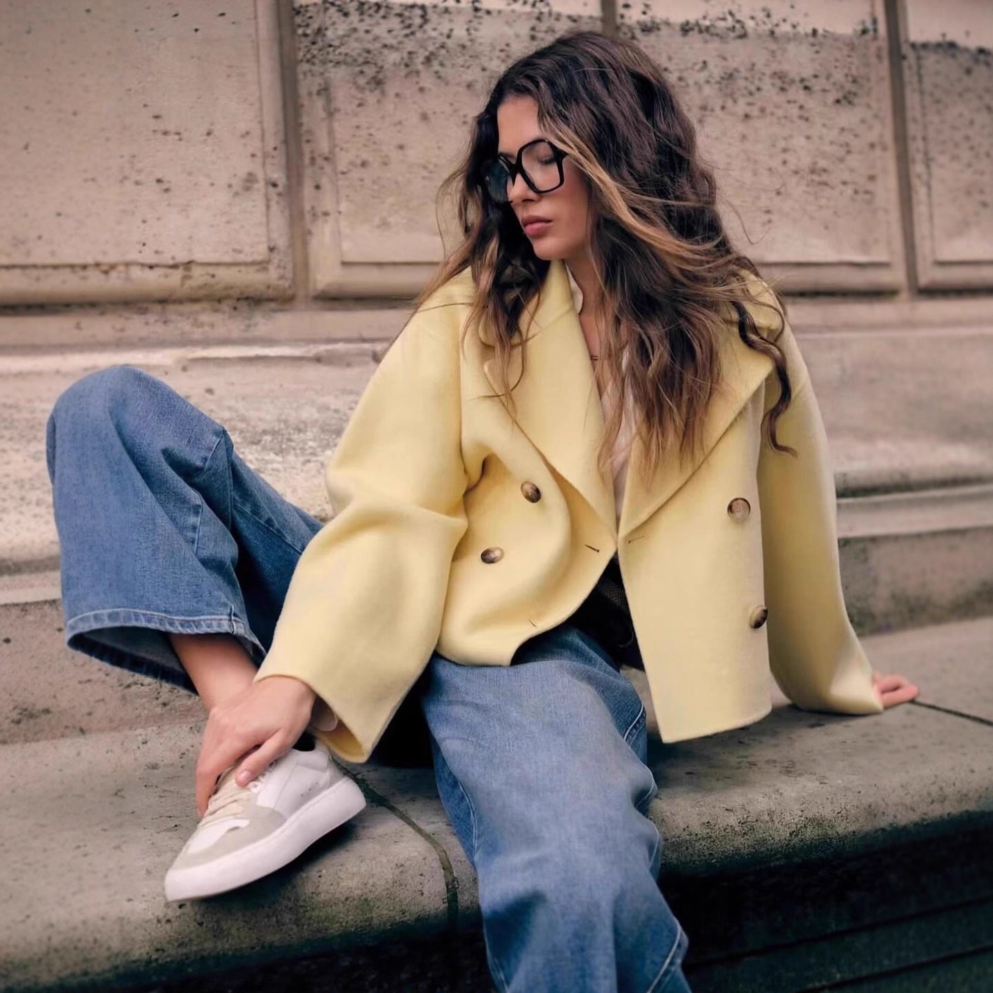 Women's fashionable, short double-breasted jacket with side pockets NOVAE