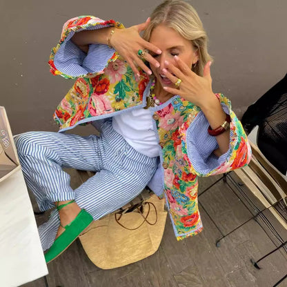 Women's throw jacket with colorful floral pattern and decorative buttons NOVAE