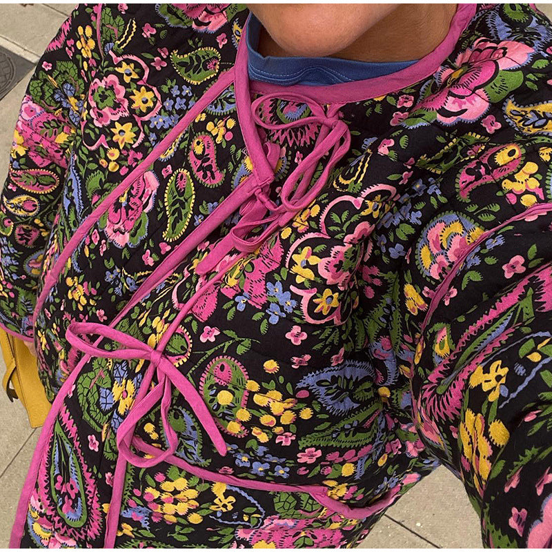 Women's fashionable quilted jacket with floral pattern and practical pockets NOVAE