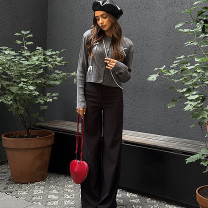 Women's cropped cardigan with elegant ruffles and fashionable details NOVAE