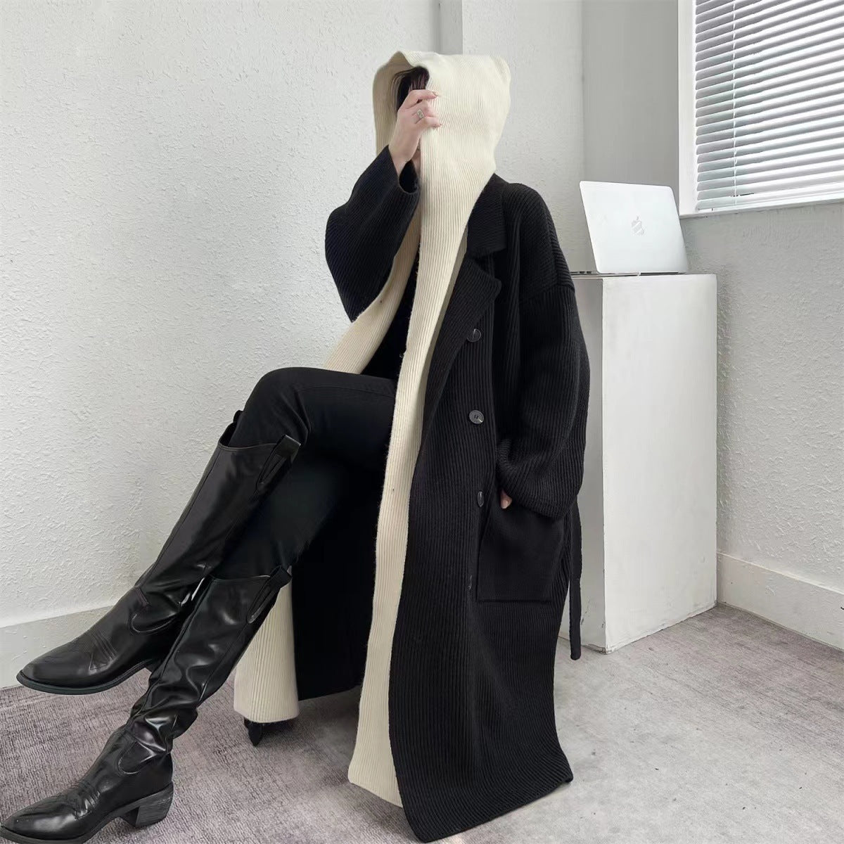 Women's Elegant Long Coat with Belt and Contrasting Sleeves NOVAE