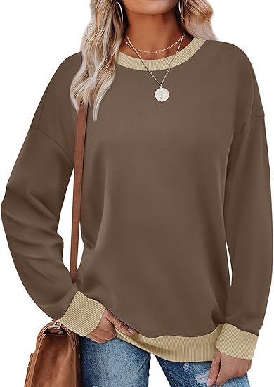 Women's comfortable sweatshirt with raglan sleeves and decorative collar NOVAE